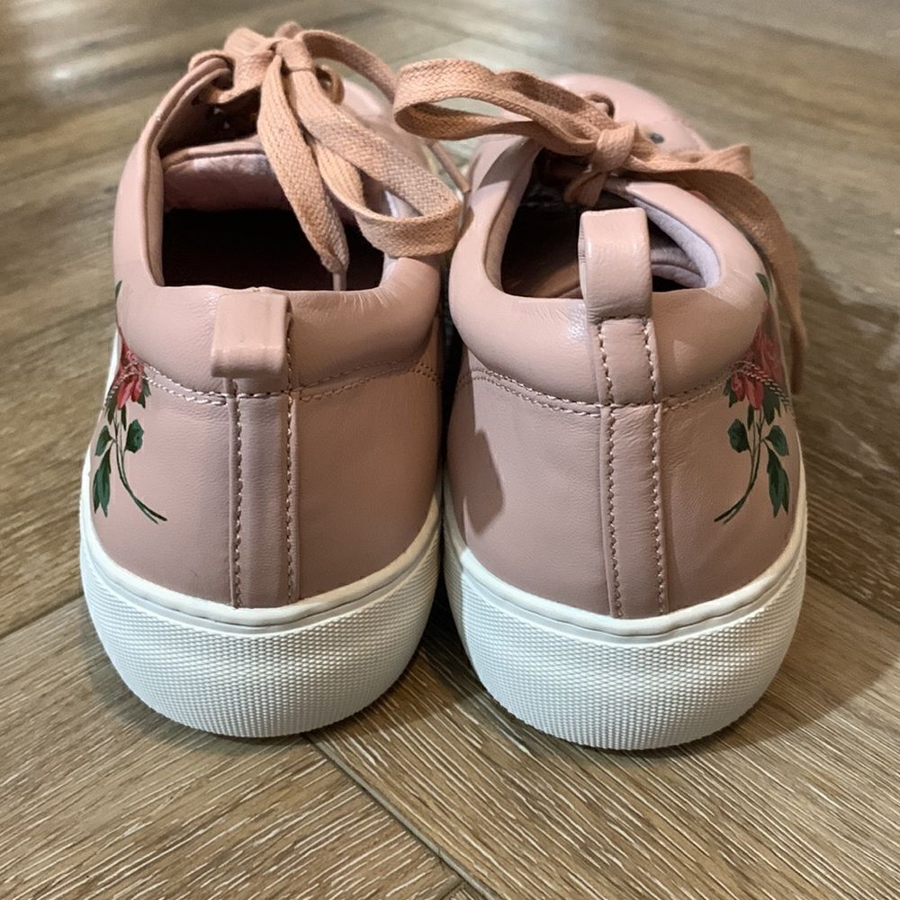 Pink Floral J.Slides  - Picture 5 of 6